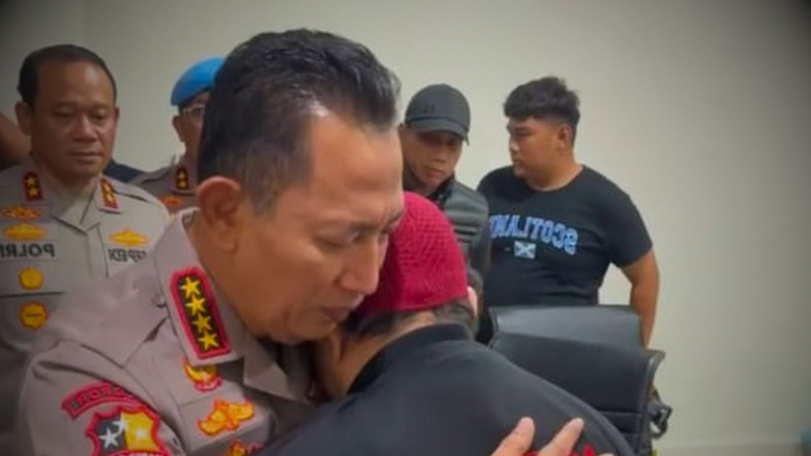 Kapolri Minta Maaf dan Pastikan Kasus Ojol Dilindas Rantis Brimob Diusut Tuntas